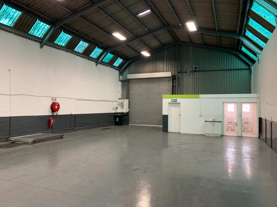 To Let commercial Property for Rent in Parow East Western Cape